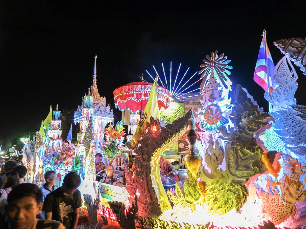 candle-festival-ubon-2016-24